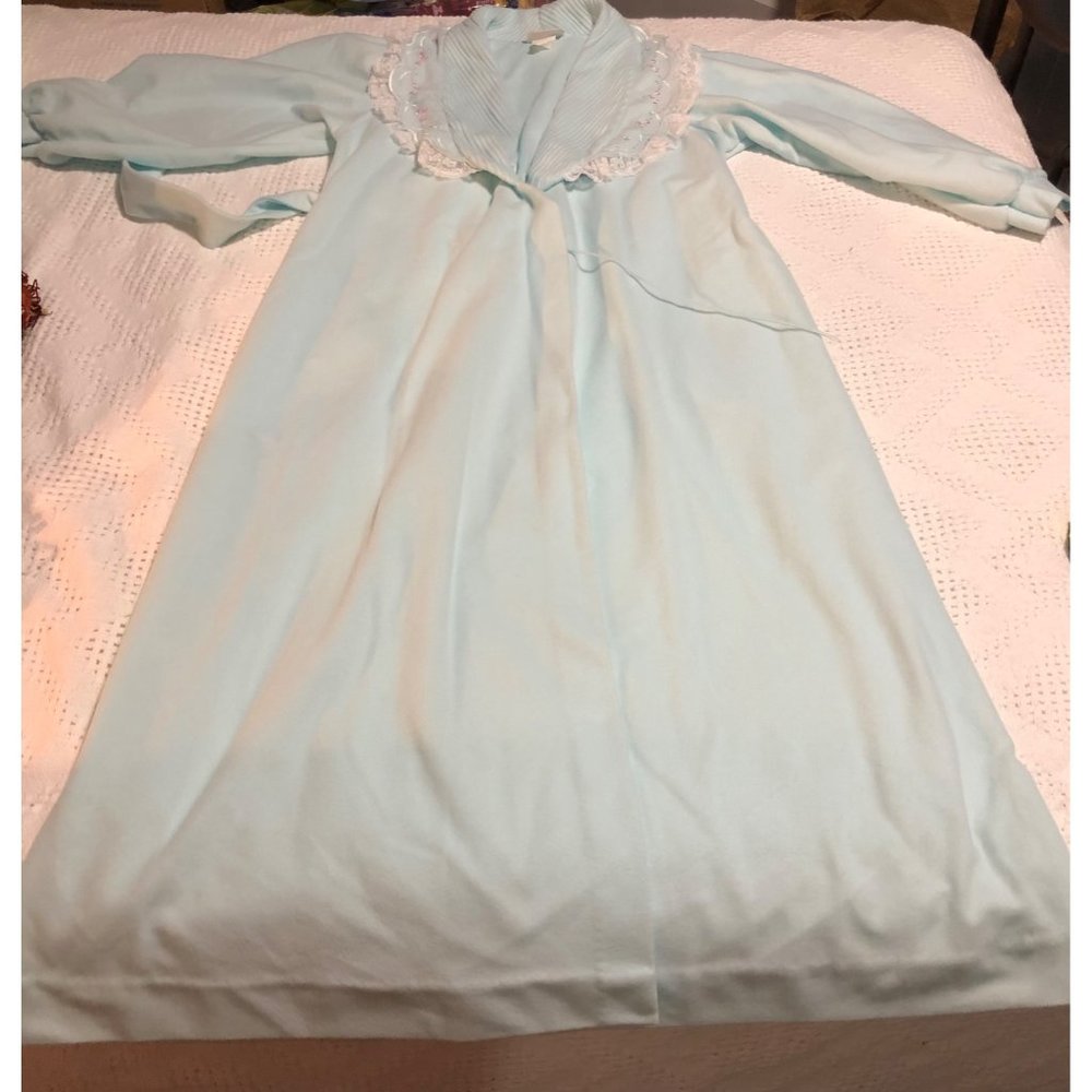 Gillian O’Malley Blue Embroidered Lace Trim Rolled Collar Long Sleeve Robe